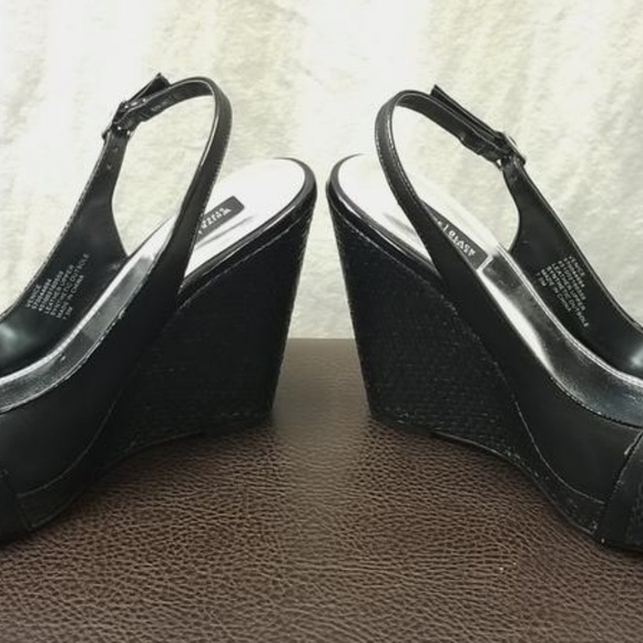 White House | Black Market Venice  Leather Wedge 8 - Picture 5 of 7